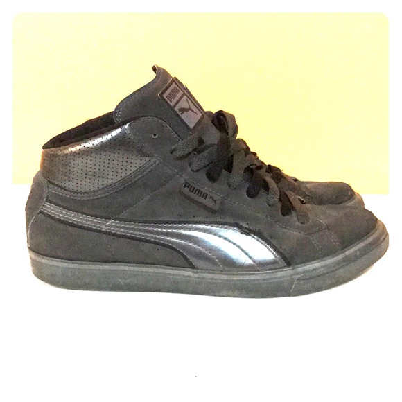 puma mid top shoes